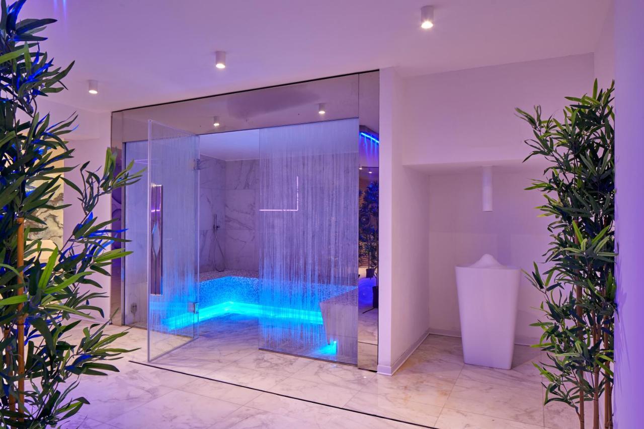 Riva Palace Hotel 4*